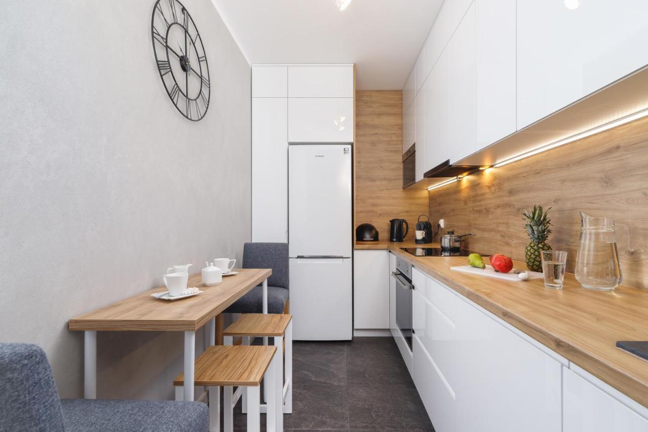 W Parku Lotnikow Apartments Tauron Arena By Noclegi Renters Краків Екстер'єр фото